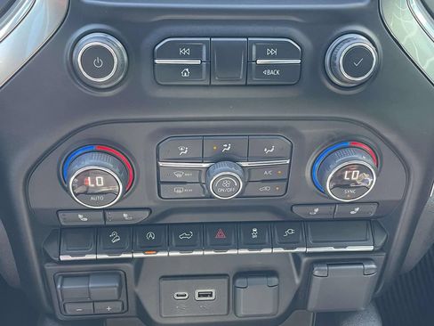Used 2019 Chevrolet Silverado 1500 RST w/ All-Star Edition AWD/4WD image 28