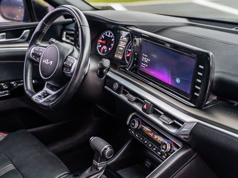 Used 2024 Kia K5 GT image 16