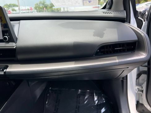 Used 2025 Toyota Prius Limited FWD image 60