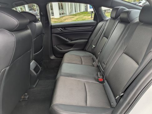 Used 2019 Honda Accord Sport image 17