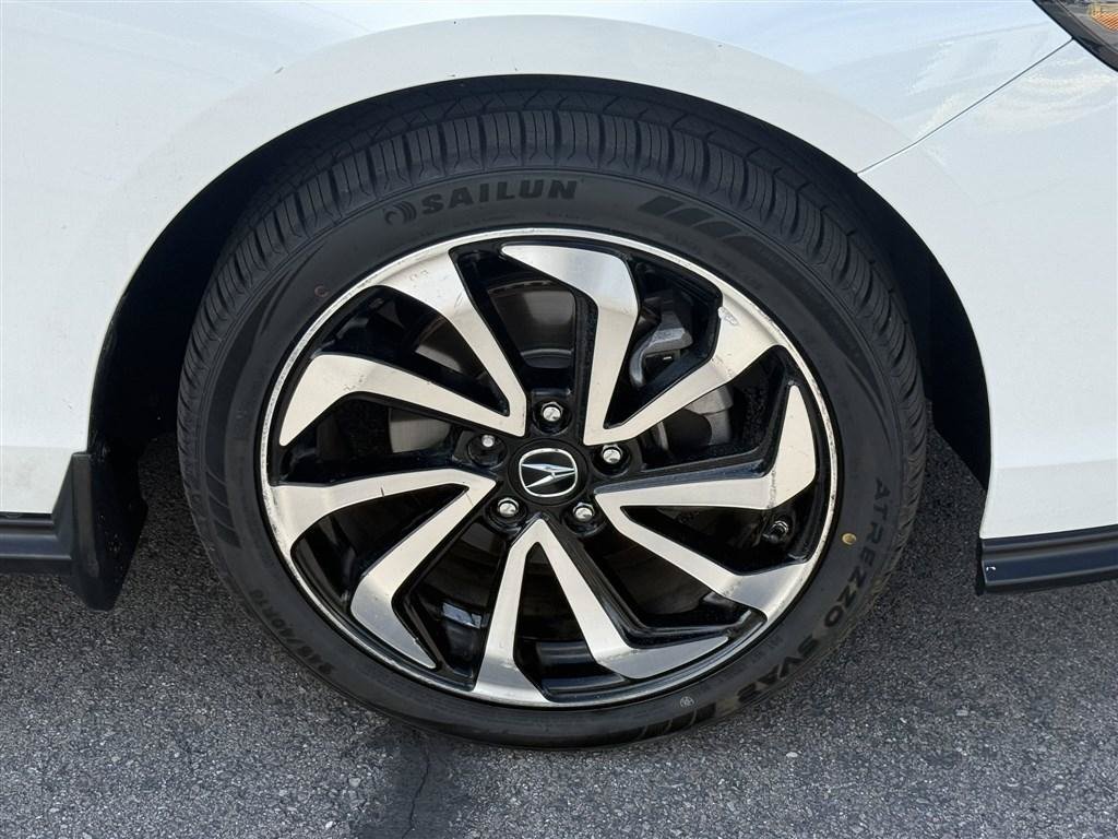 Used 2024 Honda Accord EX image 9