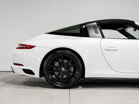 Used 2017 Porsche 911 Targa 4 AWD/4WD image 51