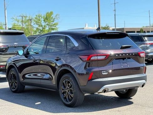 Used 2023 Ford Escape Active AWD/4WD image 40