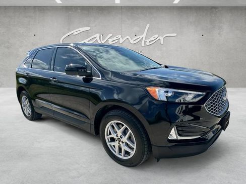Used 2024 Ford Edge SEL w/ Convenience Package AWD/4WD image 2