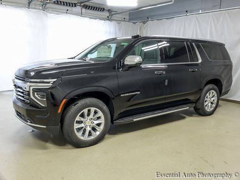 New 2026 Chevrolet Suburban Premier image 5
