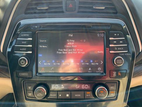 Used 2018 Nissan Maxima Platinum FWD image 13