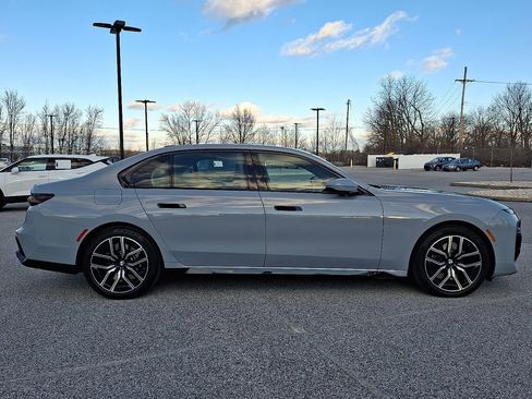 Certified 2023 BMW 760i xDrive 760i xDrive image 10