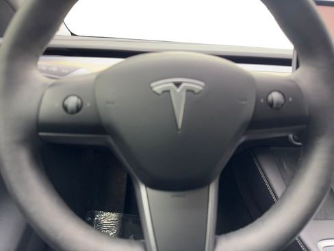 Used 2023 Tesla Model Y Long Range image 58