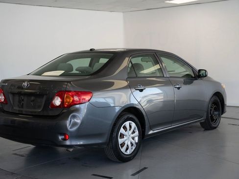 Used 2009 Toyota Corolla FWD image 7