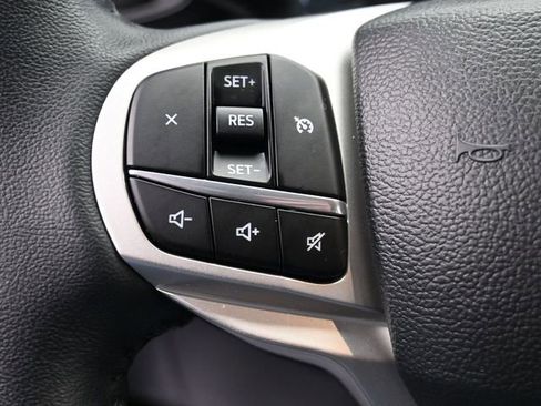 Certified 2023 Ford Explorer XLT image 16