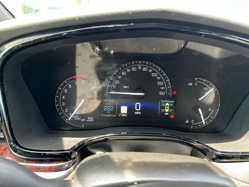 Used 2018 Cadillac XT5 Premium Luxury AWD/4WD image 6