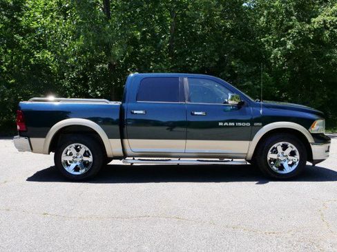 Used 2011 RAM 1500 Laramie AWD/4WD image 30