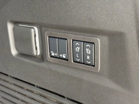 New 2025 Chevrolet Tahoe Premier w/ Sun And Tow Package image 40