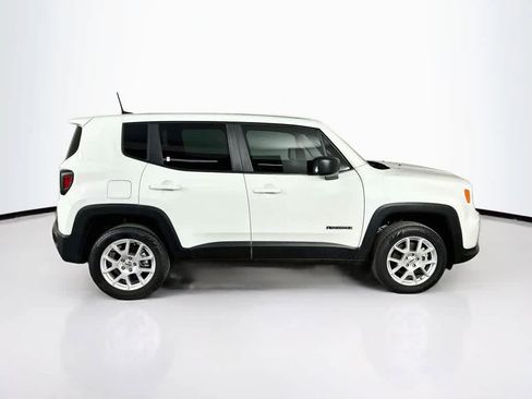 Used 2023 Jeep Renegade Latitude AWD/4WD image 25