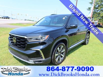 Used 2025 Honda Pilot Touring