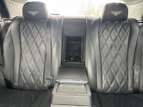 Used 2014 Bentley Flying Spur W12 image 30