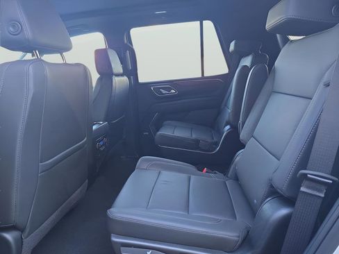 Used 2023 Chevrolet Tahoe Z71 w/ Luxury Package image 9