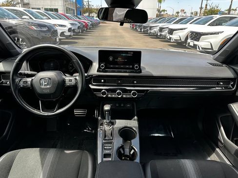 Used 2025 Honda Civic Sport image 18