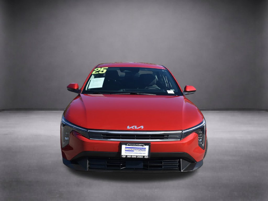 Used 2025 Kia K4 FWD image 3