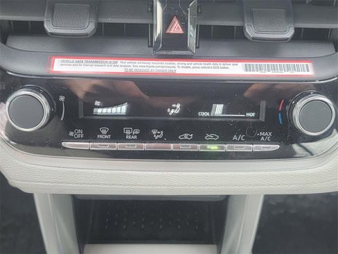 Used 2024 Toyota Corolla Cross L image 20