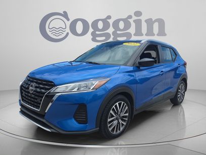 Used 2022 Nissan Kicks SV