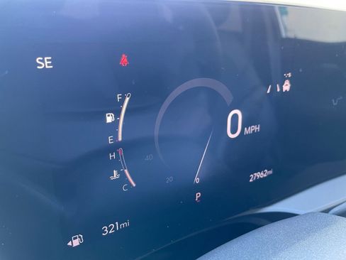 Used 2025 Buick Envista Preferred image 40