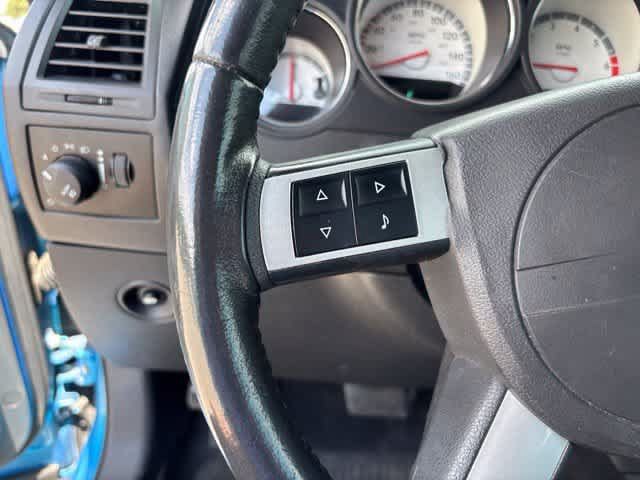 Used 2009 Dodge Challenger R/T RWD image 11