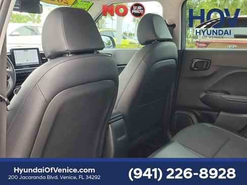 Certified 2023 Hyundai Venue Limited w/ Cargo Package FWD image 14
