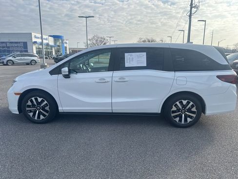 Used 2026 Honda Odyssey EX-L image 6
