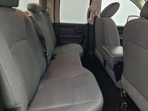 Used 2017 RAM 1500 Express image 19