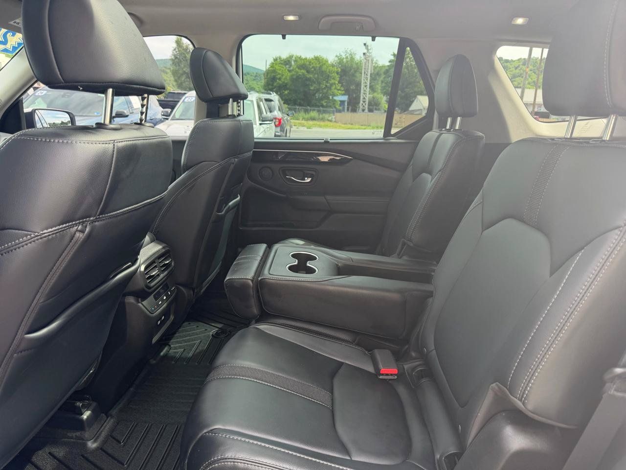 Used 2023 Honda Pilot Touring image 18