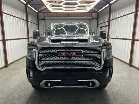 Used 2022 GMC Sierra 2500 Denali w/ Denali Ultimate Package image 2