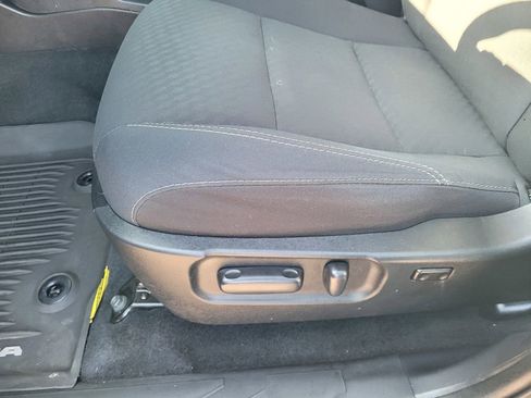 Used 2021 Toyota Tacoma SR5 w/ Trail Edition AWD/4WD image 27