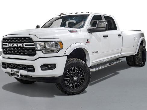 Used 2023 RAM 3500 Big Horn w/ Level 1 Equipment Group image 5