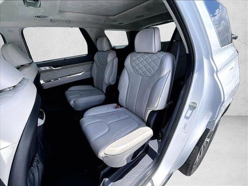 Used 2022 Hyundai Palisade Calligraphy FWD image 28