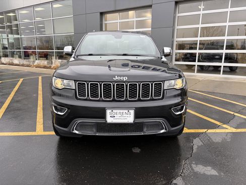 Used 2019 Jeep Grand Cherokee Limited w/ Trailer Tow Group IV image 2