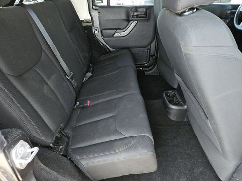 Used 2017 Jeep Wrangler Unlimited Sport w/ Quick Order Package 24S image 31