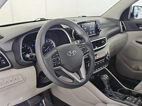 Used 2020 Hyundai Tucson Value FWD image 15
