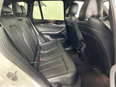Used 2022 BMW X3 xDrive30i image 9