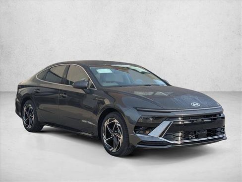 New 2026 Hyundai Sonata SEL FWD image 7
