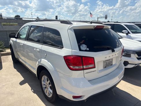 Used 2014 Dodge Journey SXT w/ Flexible Seating Group FWD image 7
