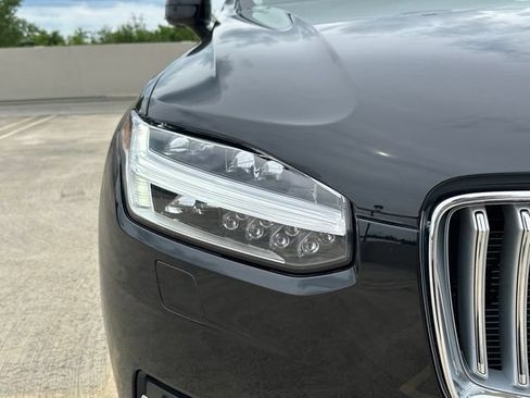 Certified 2024 Volvo XC90 B6 Plus AWD/4WD image 12