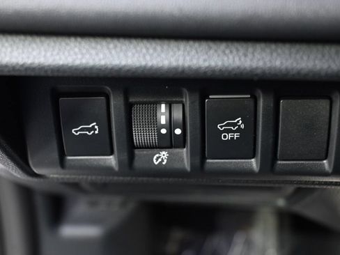 Certified 2025 Subaru Outback Limited AWD/4WD image 25