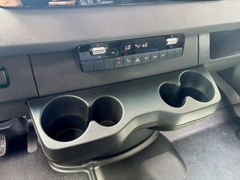 New 2026 Mercedes-Benz Sprinter 2500 image 13