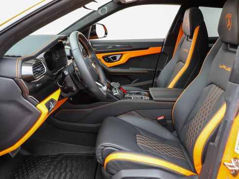 Used 2024 Lamborghini Urus S AWD/4WD image 62