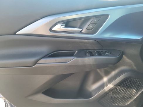 New 2026 Chevrolet Equinox EV LT image 21