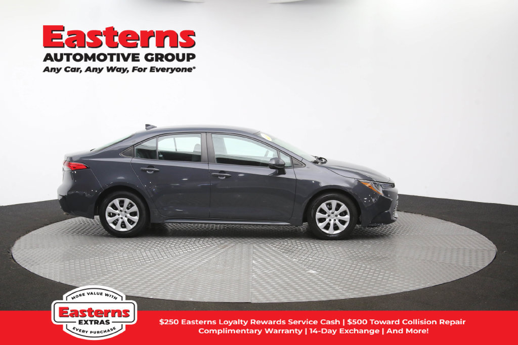 Used 2024 Toyota Corolla LE FWD image 47