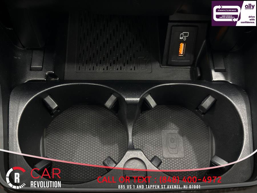 Used 2019 Mercedes-Benz C 300 4MATIC Sedan w/ Premium Package image 20