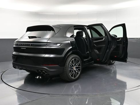 New 2026 Porsche Cayenne E-Hybrid image 38