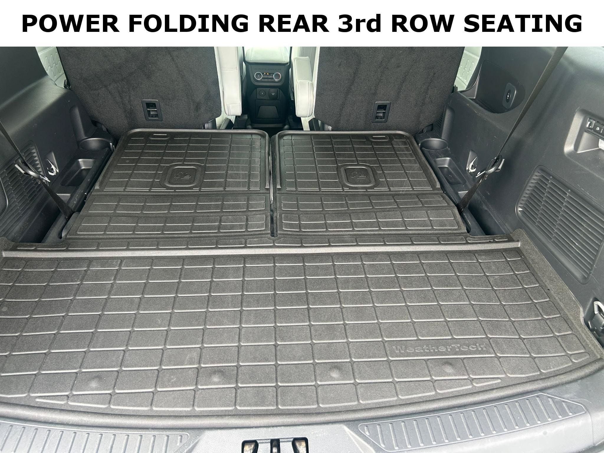 Used 2025 Ford Explorer Platinum w/ Ultimate Package AWD/4WD image 24